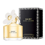 Marc Jacobs Daisy Eau de Toilette – Radiant Floral Women's Perfume – With Notes of Wild Berries