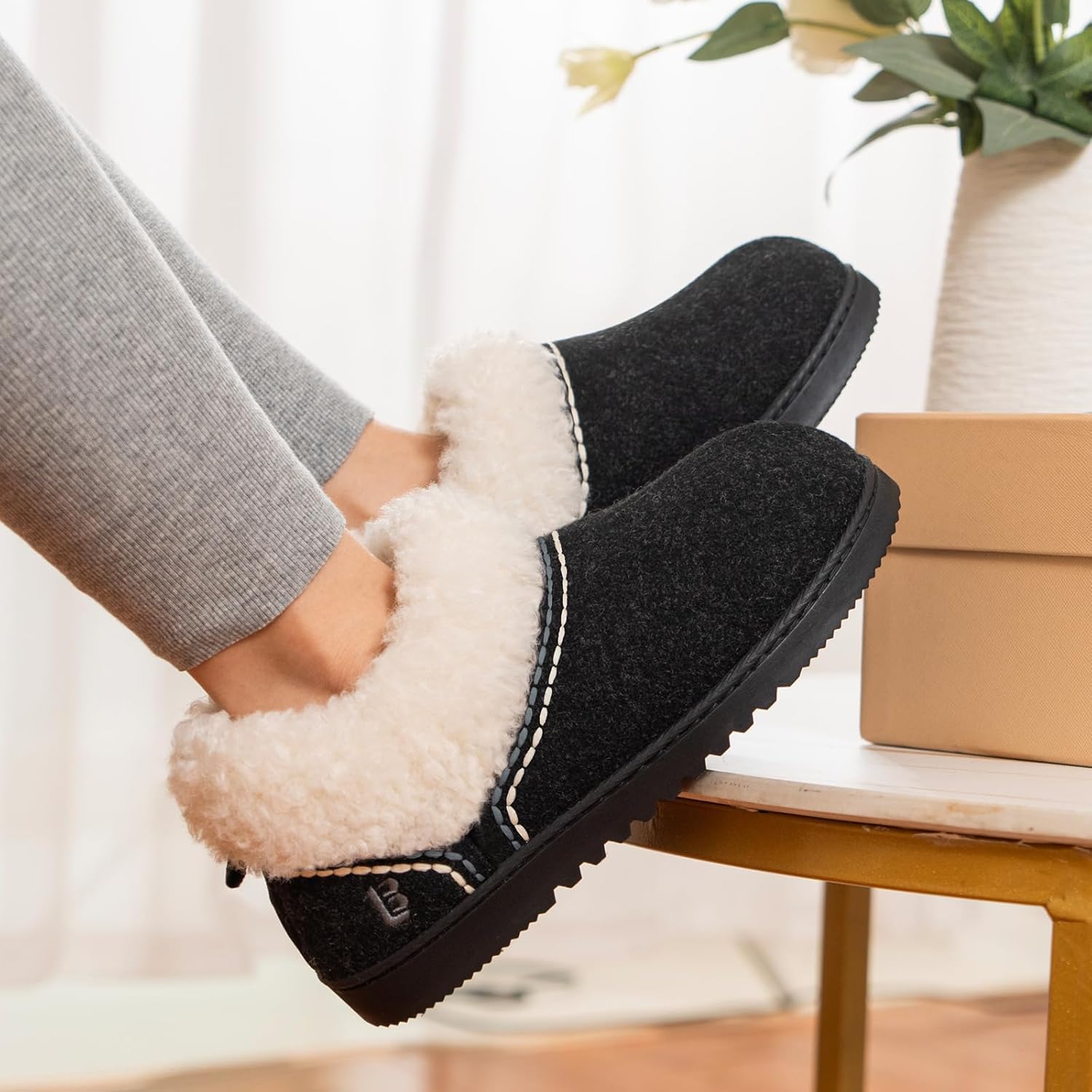 Women's Slippers Bootie Black
