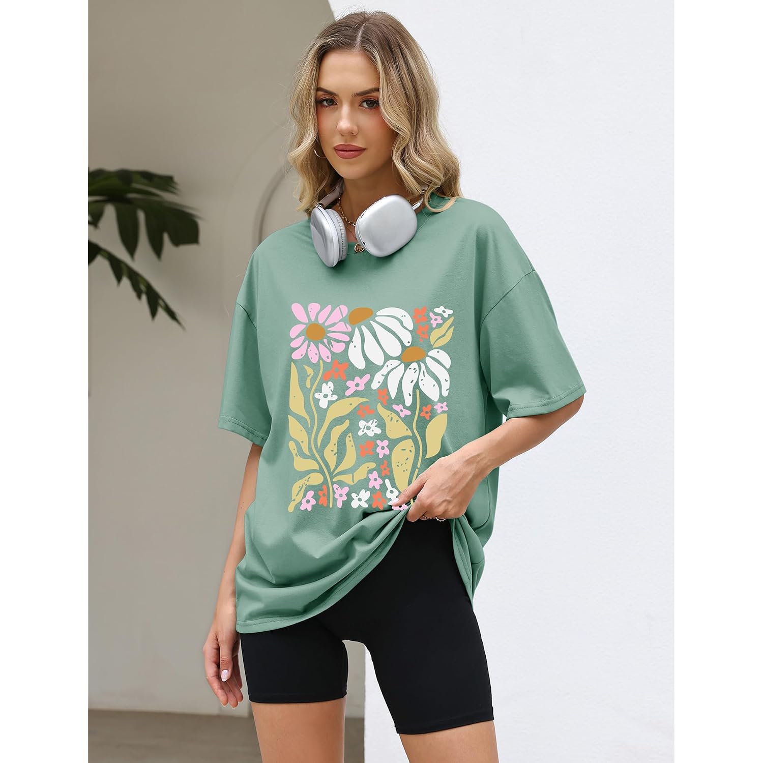 LOMON Oversized Graphic T Shirts for Women Short Sleeve Crewneck Summer Tops Loose Casual Basic Tees