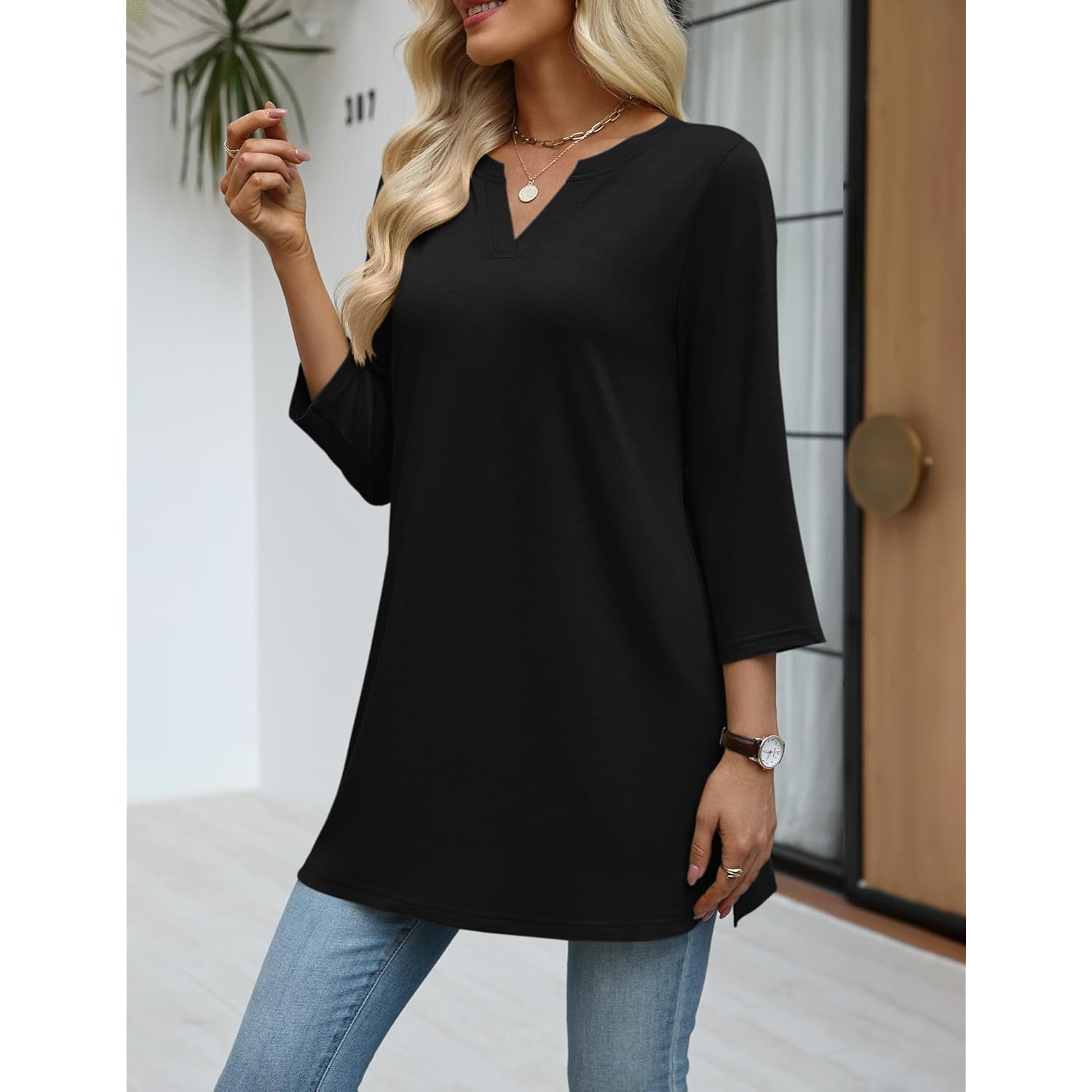 Women's Side Slit V-Neck Tunic Top Black