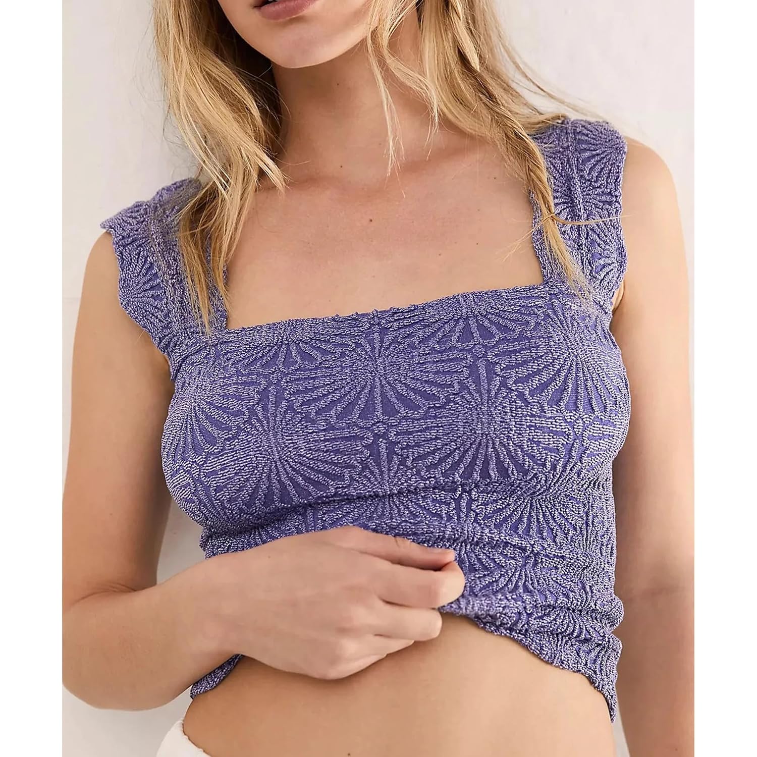 Women's Square Neck Wide Strap Crop Tank Tops Flower Going Out Tops Slim Fit Lettuce Trim Crop Cami Tops