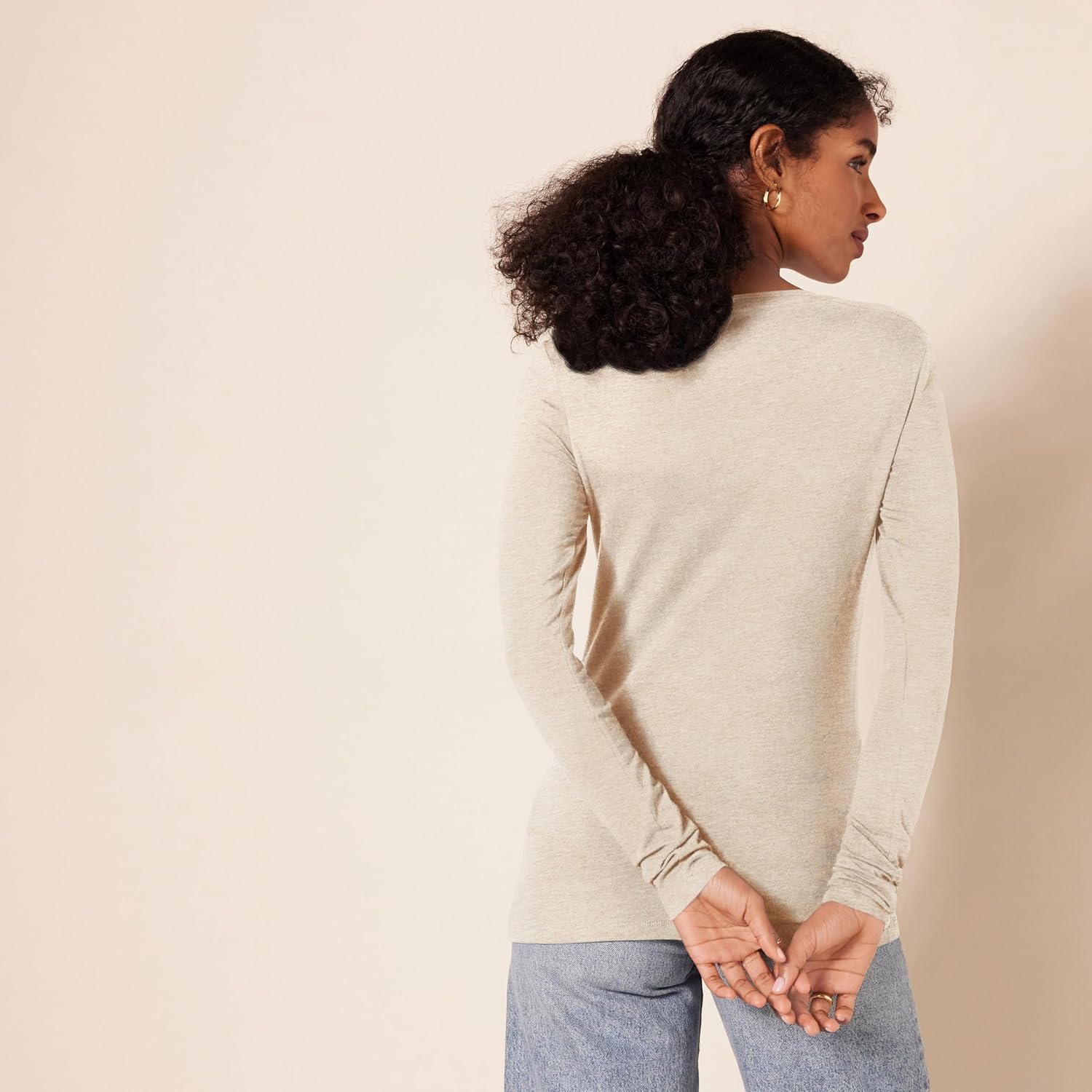 Amazon Essentials Women's Regular-Fit Long-Sleeve Crewneck T-Shirt (Available in Plus Size)