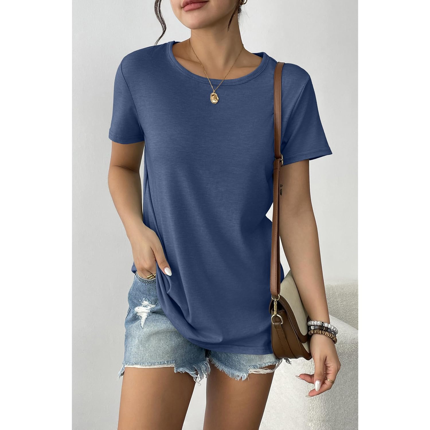 Zeagoo Womens 3 Pack Tshirts for Women Short Sleeve Shirt Crewneck Basic Tee Summer Tops Lightweight Plain Workout Clothes
