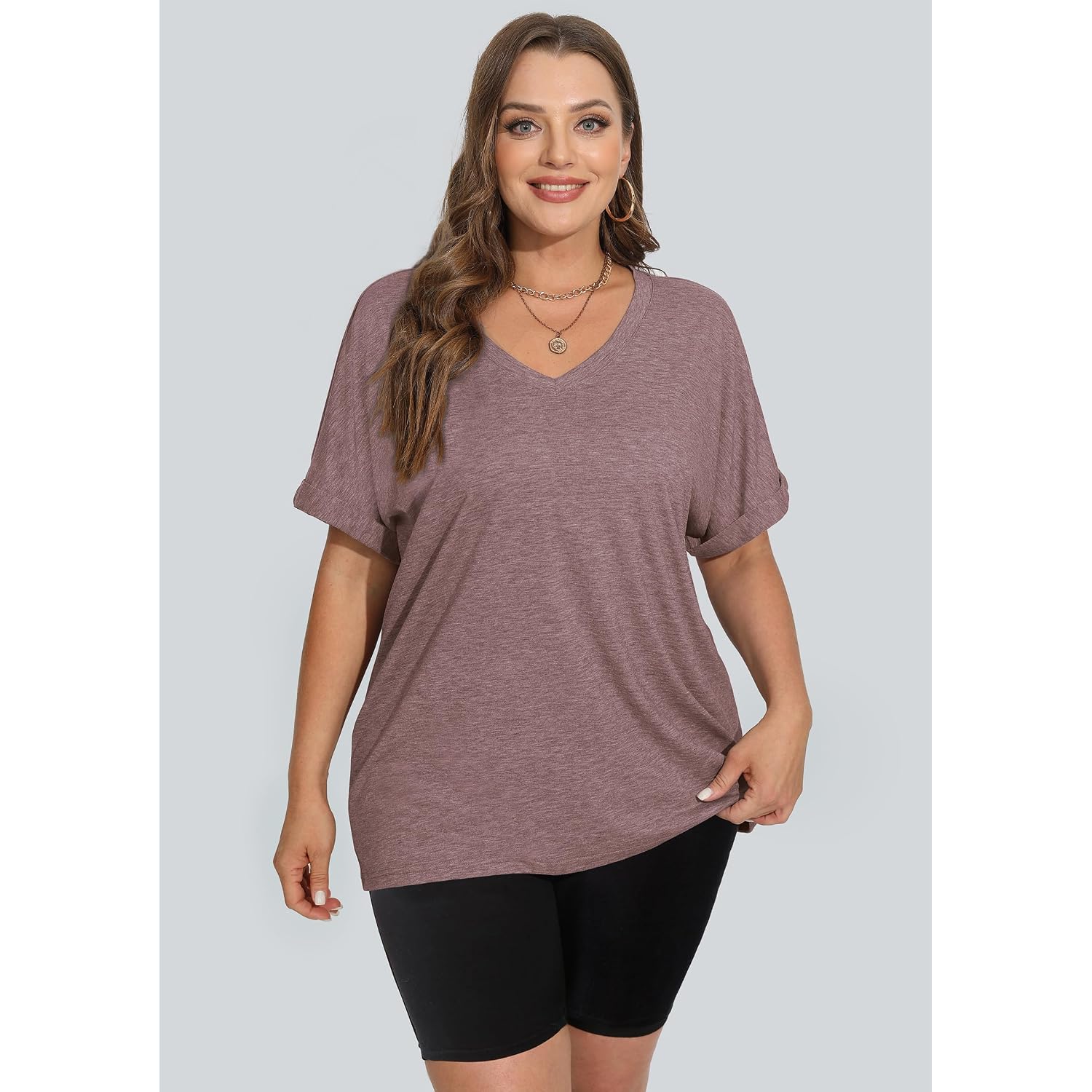 WIHOLL Womens Oversized Tshirts Summer Tops 2025 Short Sleeve V Neck Shirts Outfits Plus Size Clothes